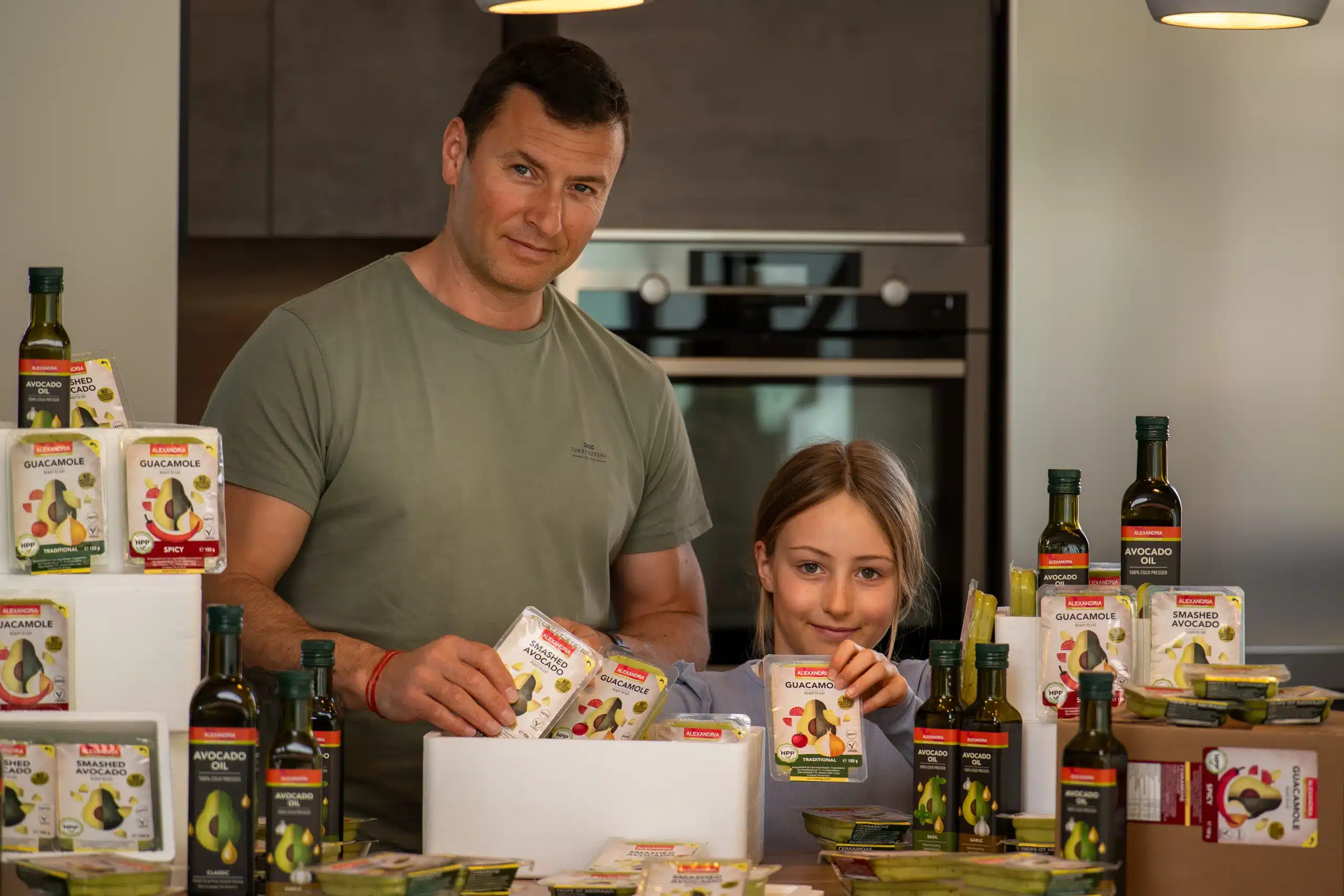 Alexandria family portrait with products